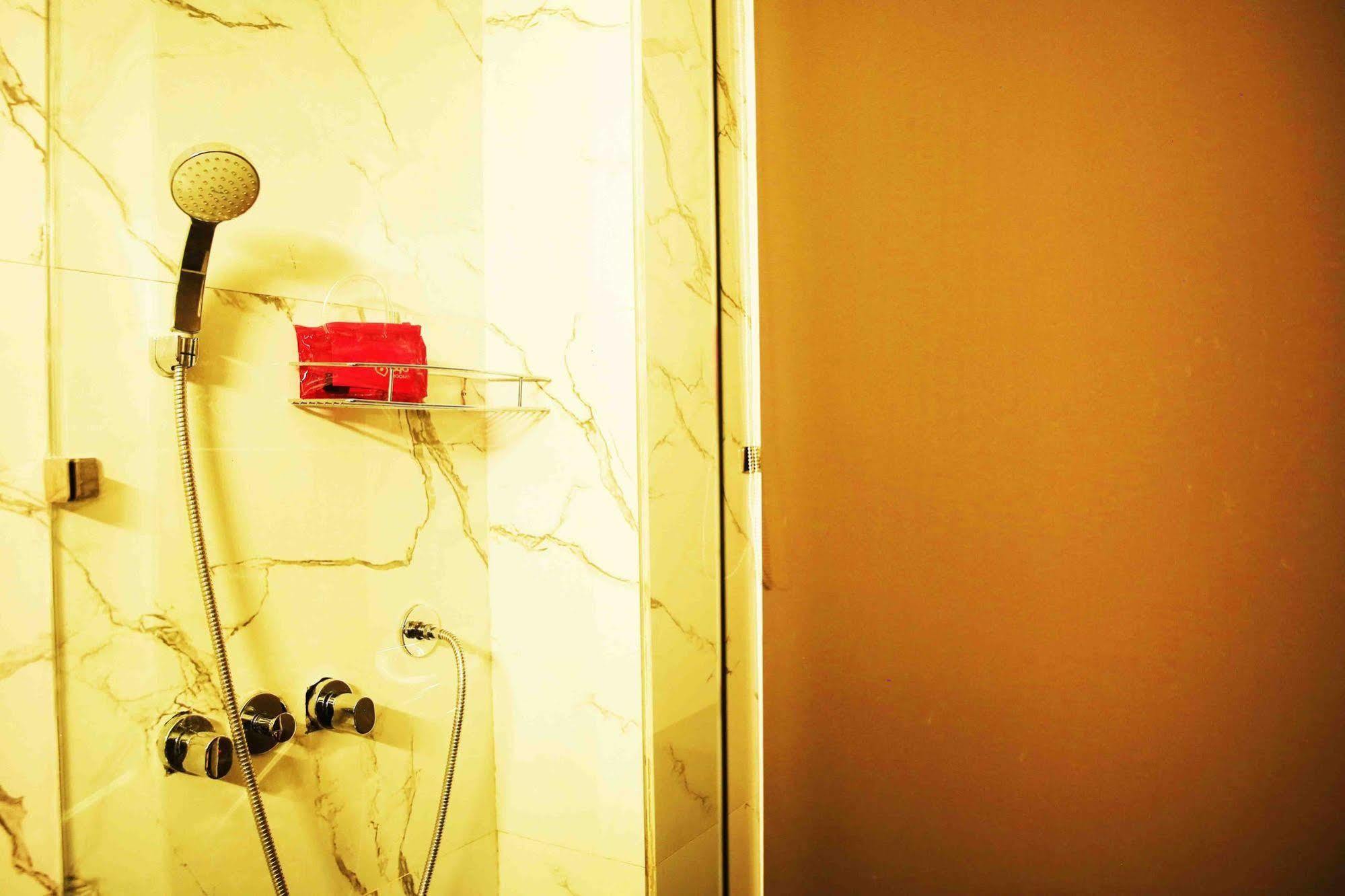 Fabhotel Prudent Amritsar Exterior photo