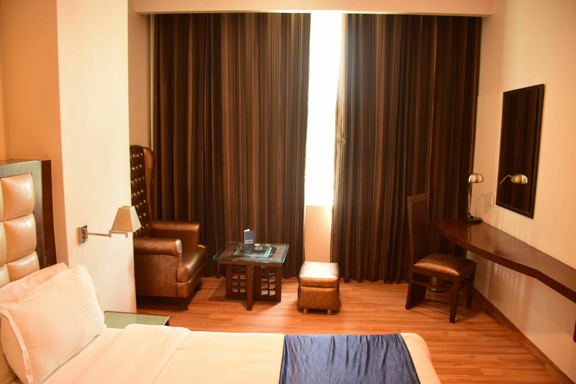 Fabhotel Prudent Amritsar Exterior photo